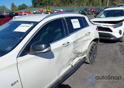 2018 Infiniti Qx30 Luxury из США, поврежденный, VIN SJKCH5CR0JA052797